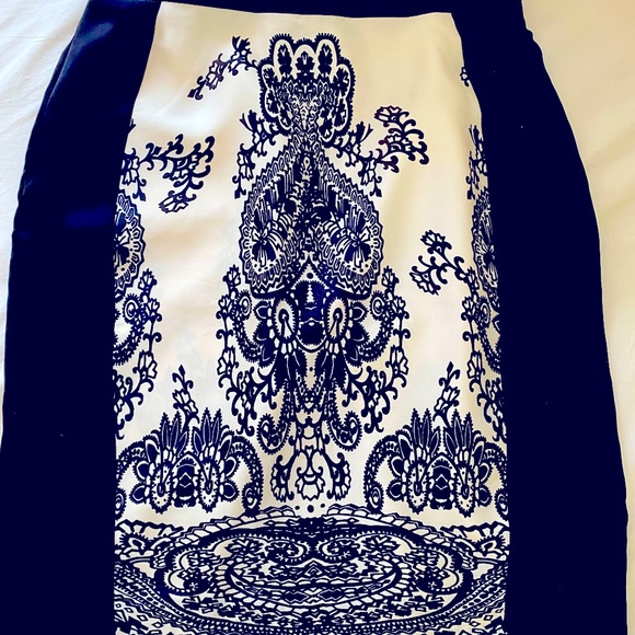 🖤MARIO SERRANI🖤 Italy black and white skirt in size 10. - Picture 4 of 6